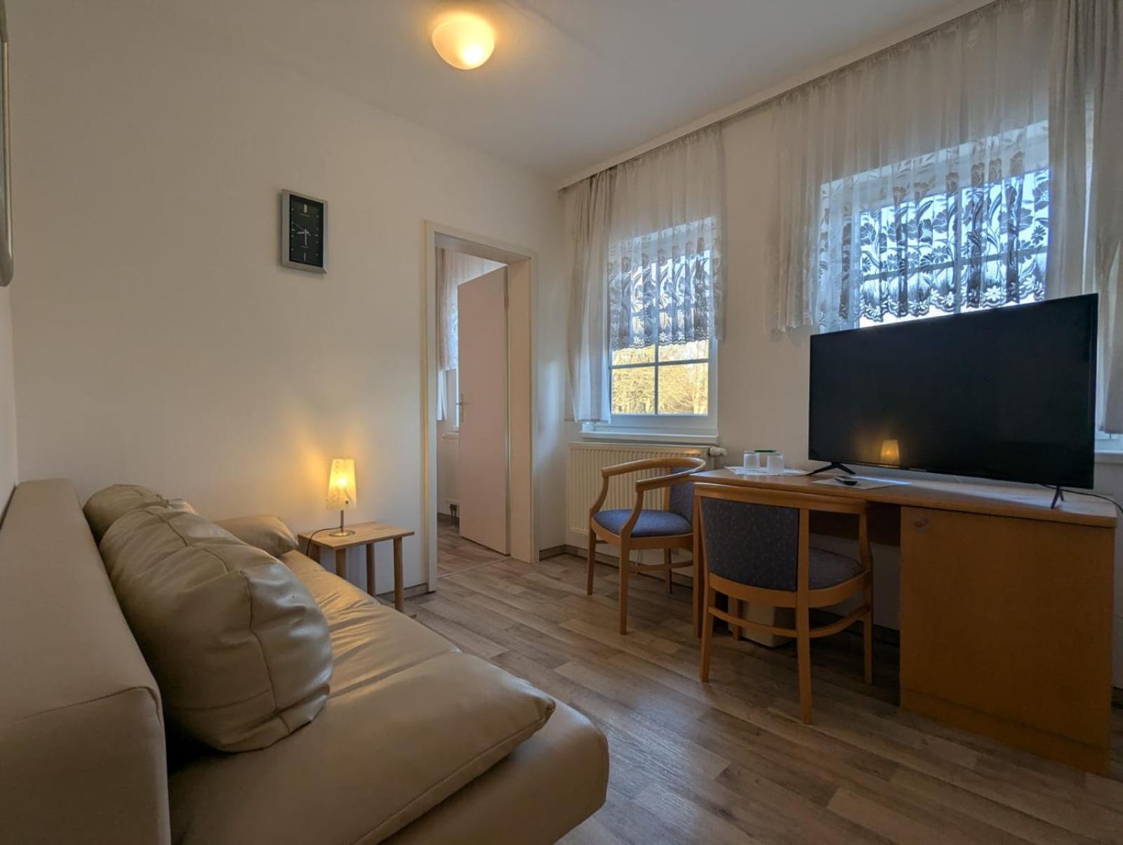 Pension & Restaurant Haus Hiddensee Kloster Εξωτερικό φωτογραφία